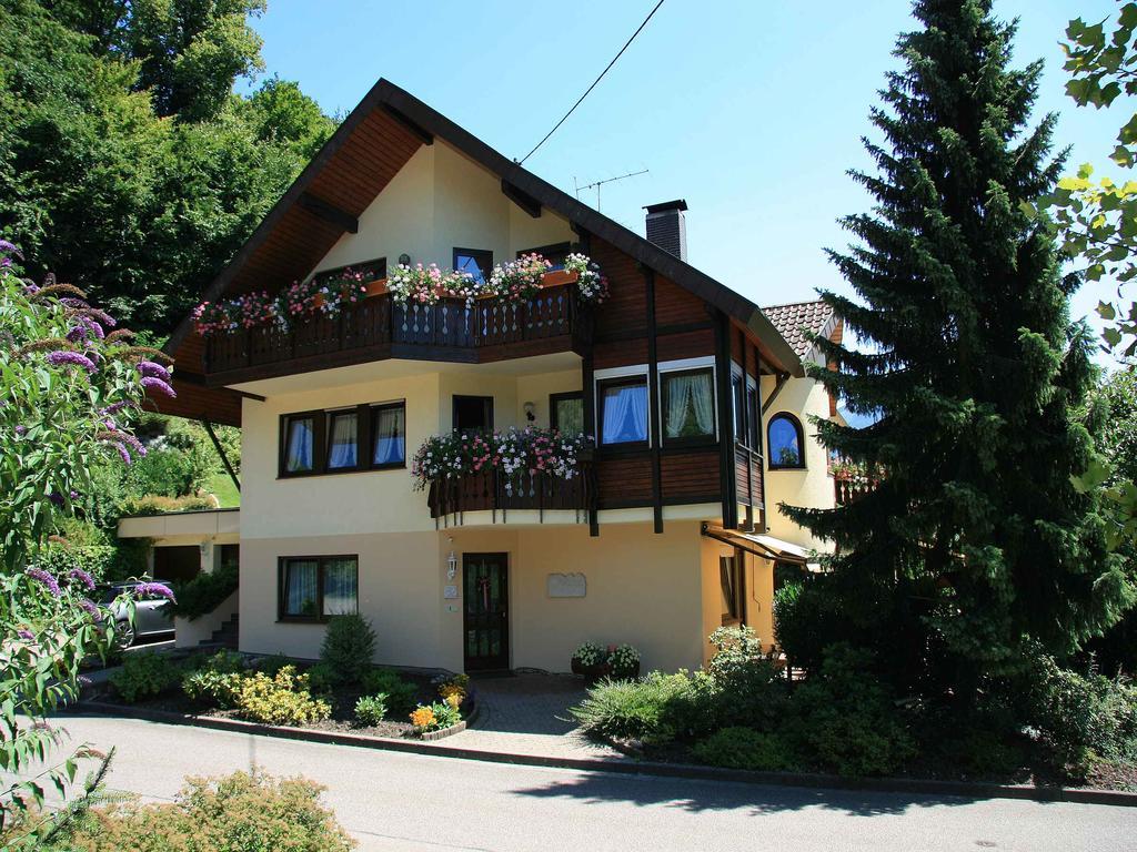 Haus Bergquell Appartement Münstertal Buitenkant foto